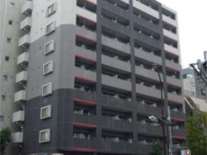 アヴァンツァーレ新宿ピアチェーレ