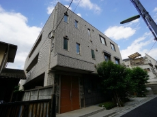 ジュネ三軒茶屋